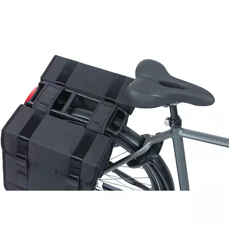 BASIL Tour XL lekerekített dupla kerékpáros csomagtartó táska, 35L - fekete 5