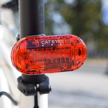 CATEYE Omni3 kerékpár hátsó lámpa, 3 funkció, 3 LED - 1