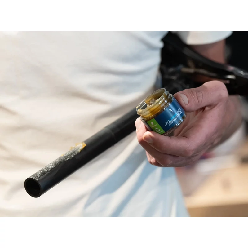 BBB BioCarbonPaste kerékpáros szerelő paszta - 50 ml - 6