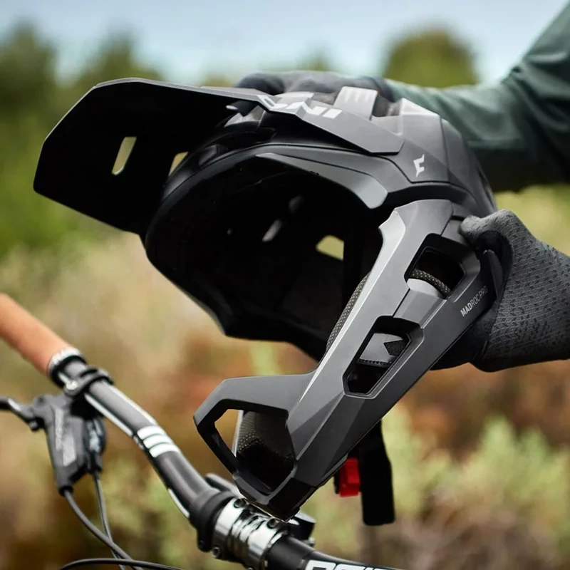 CRATONI Madroc kerékpáros sisak - fekete - S/M - 8