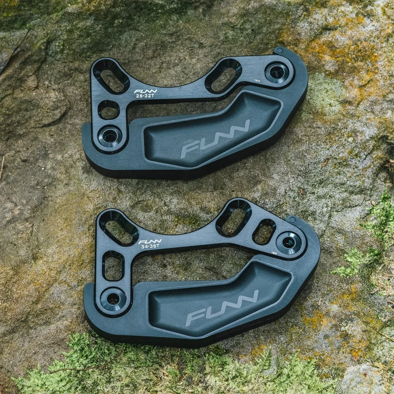 FUNN Zippa Lite Bash Guard kerékpár láncvédő - 26-32T - 6