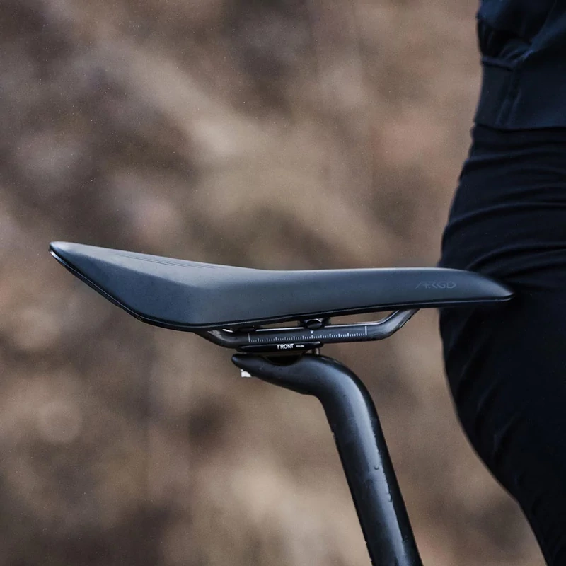 FIZIK Vento Argo R3 kerékpár nyereg - 140 mm - 7