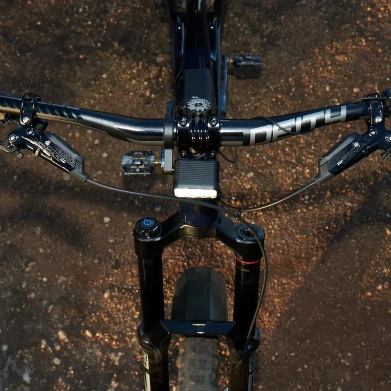 KNOG Blinder X 1800 kerékpár első lámpa - 11