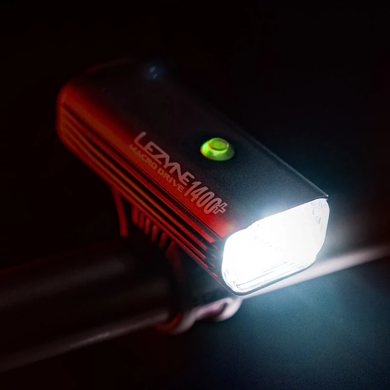LEZYNE Macro Drive 1400+ kerékpár első lámpa - 10