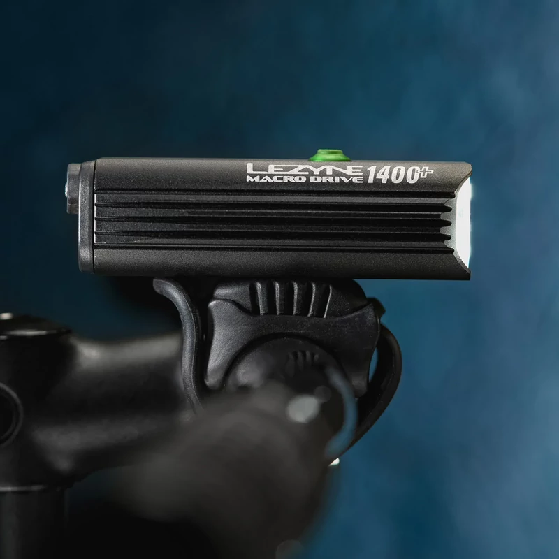 LEZYNE Macro Drive 1400+ kerékpár első lámpa - 12