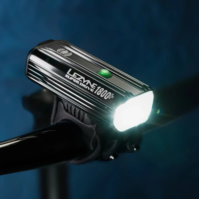 LEZYNE Super Drive 1800+ kerékpár első lámpa - 4
