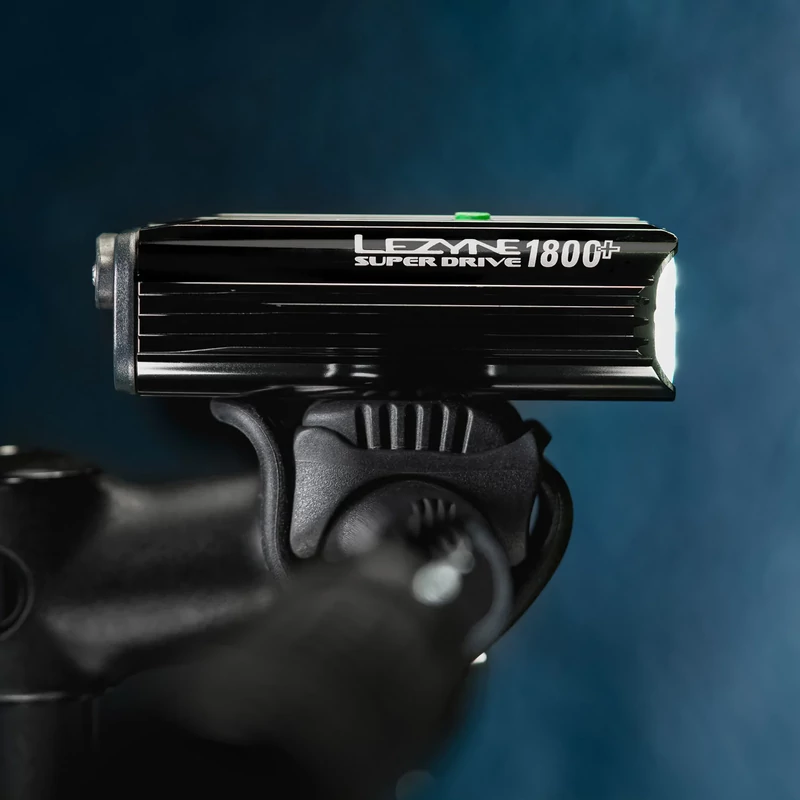 LEZYNE Super Drive 1800+ kerékpár első lámpa - 5