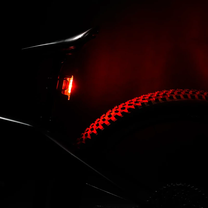 LEZYNE Strip Drive Pro 400+ kerékpár hátsó lámpa - 11