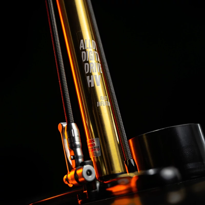 LEZYNE 18K Gold Alloy HV Digital Drive kerékpár állópumpa - 10