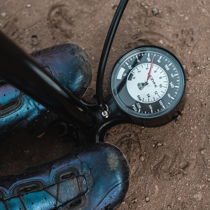 LEZYNE Classic Floor Drive 3.5 kerékpár állópumpa - fekete - 7