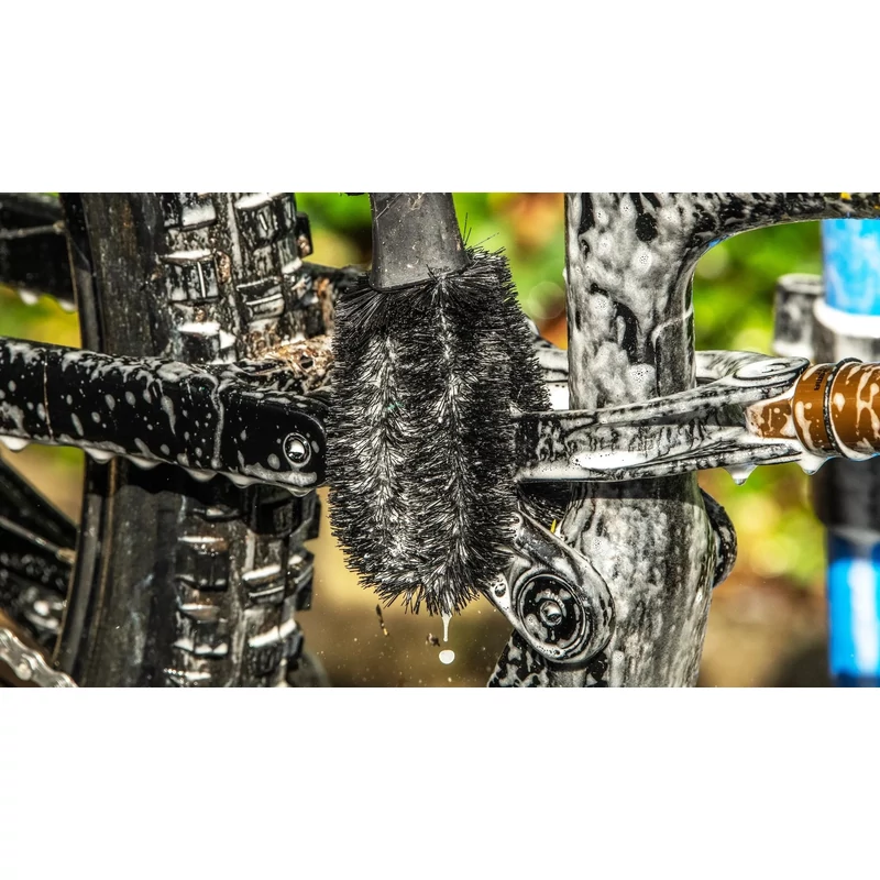 Muc-Off Two Prong Brush kerékpár tisztító kefe - 2