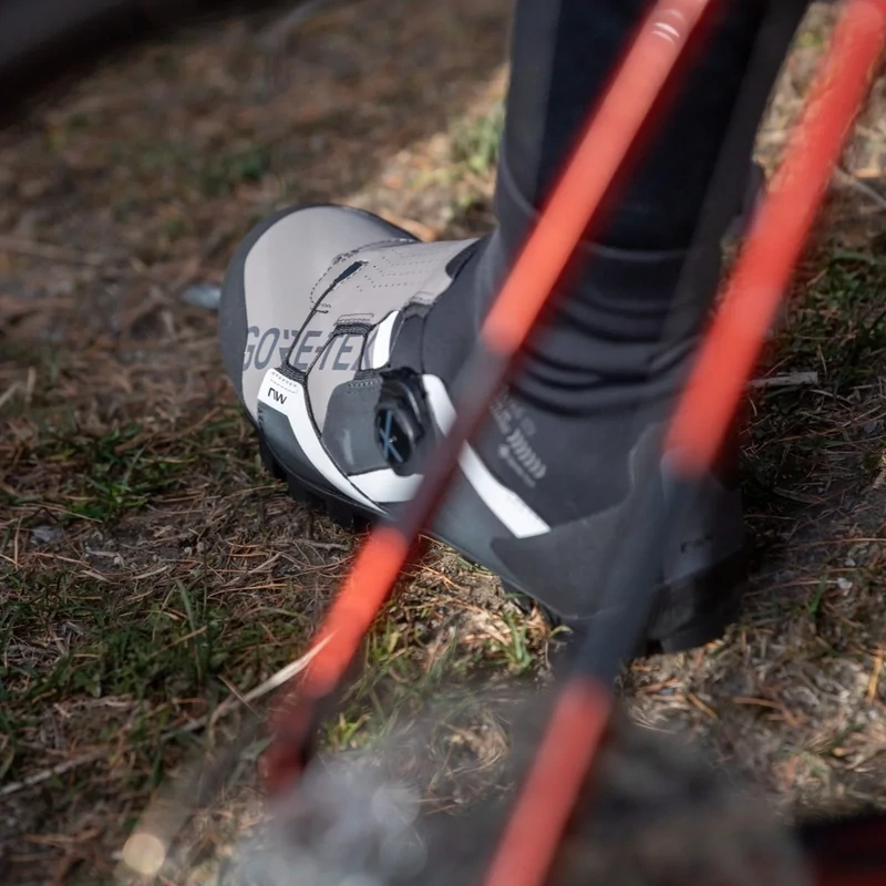 NORTHWAVE Celsius XT GTX kerékpáros cipő - homok - 40 - 4