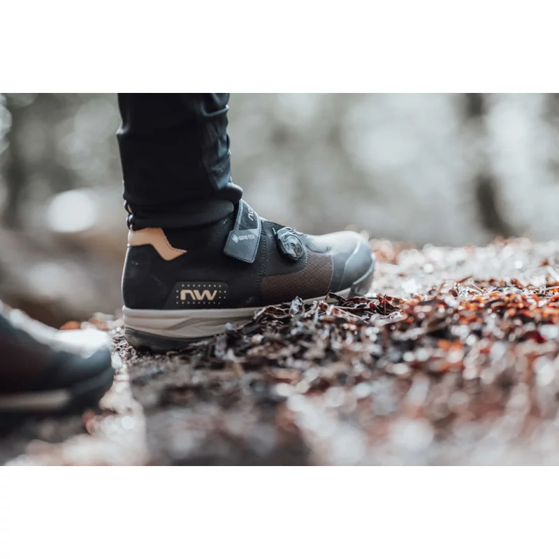 NORTHWAVE Kingrock Plus GTX téli kerékpáros cipő - fekete - 41 - 4