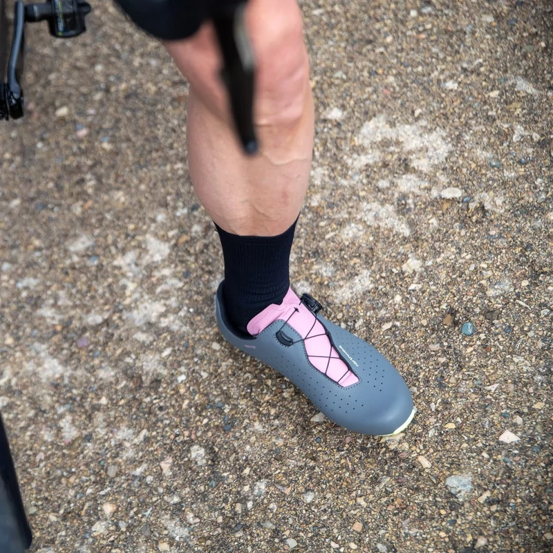 NORTHWAVE Sonic Plus országúti kerékpáros cipő - sötétszürke - 39 - 5