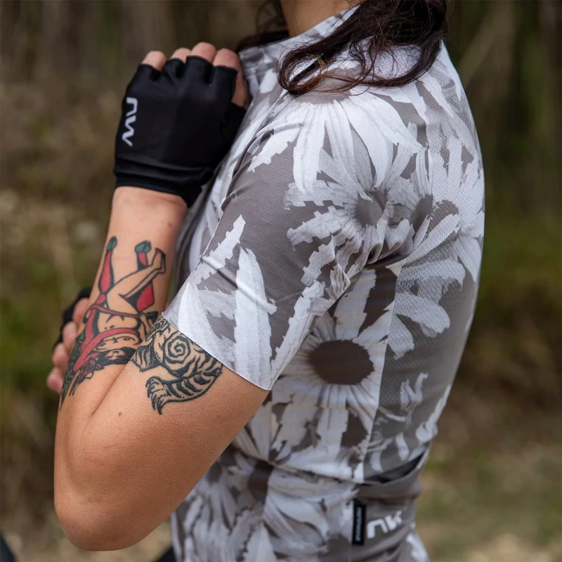 NORTHWAVE Blade WMN rövid ujjú kerékpáros mez - viola - S - 5