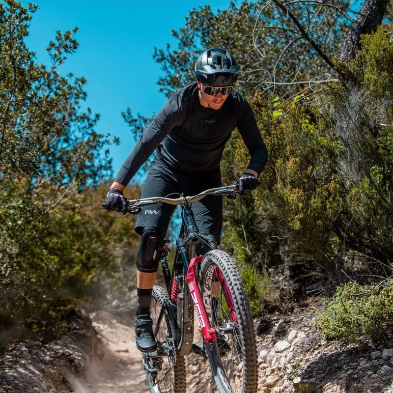 NORTHWAVE Bomb 2 hosszú ujjú kerékpáros mez - fekete - S - 5