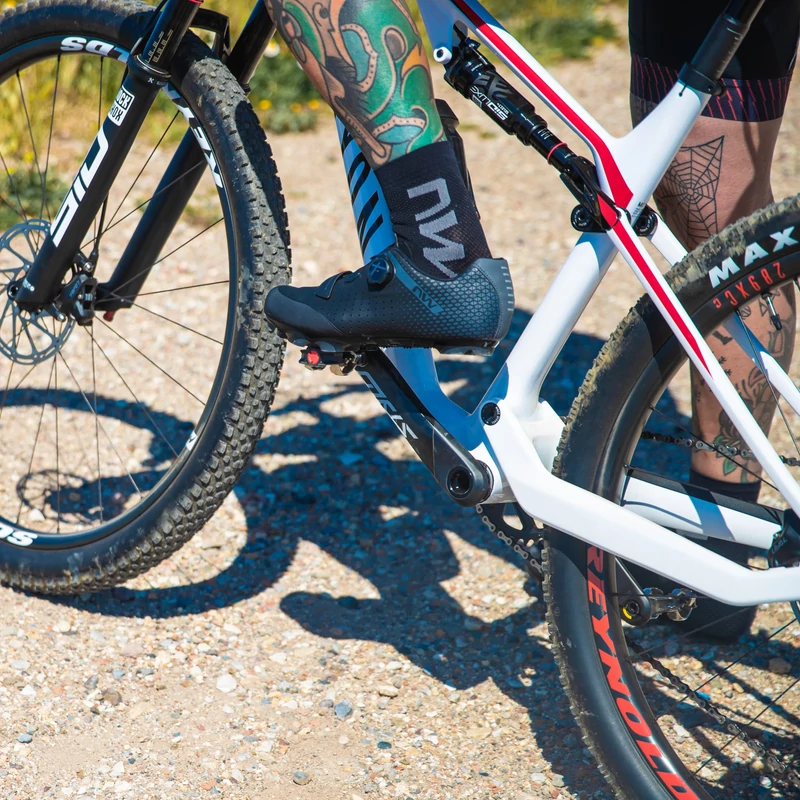 NORTHWAVE Extreme Air Mid kerékpáros zokni - zöld - L - 6