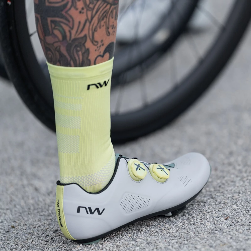 NORTHWAVE Extreme Pro kerékpáros zokni - fekete - XS - 2