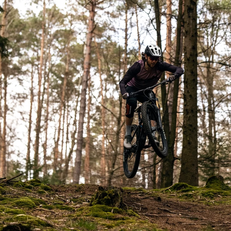 SHIMANO GE700 MTB kerékpáros cipő - fekete - 38 - 9