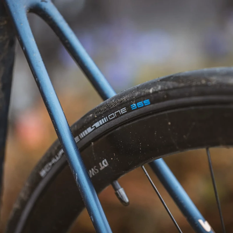 SCHWALBE One 365 Tubeless kerékpár külső gumi - fekete - 28-622 - 3