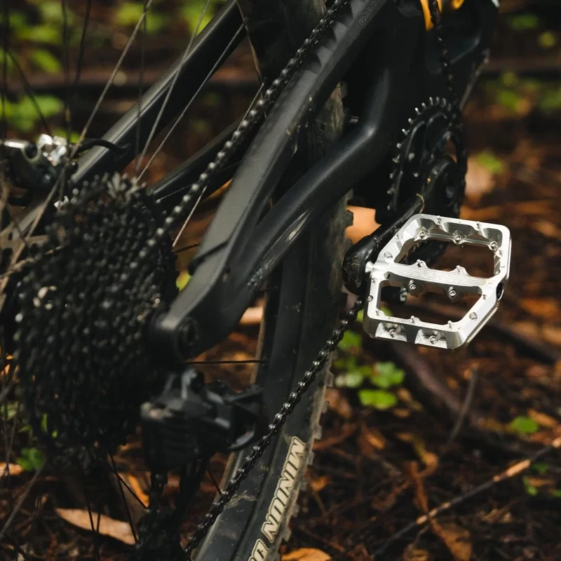 Wolf Tooth Waveform Large kerékpár pedál - fekete - 10